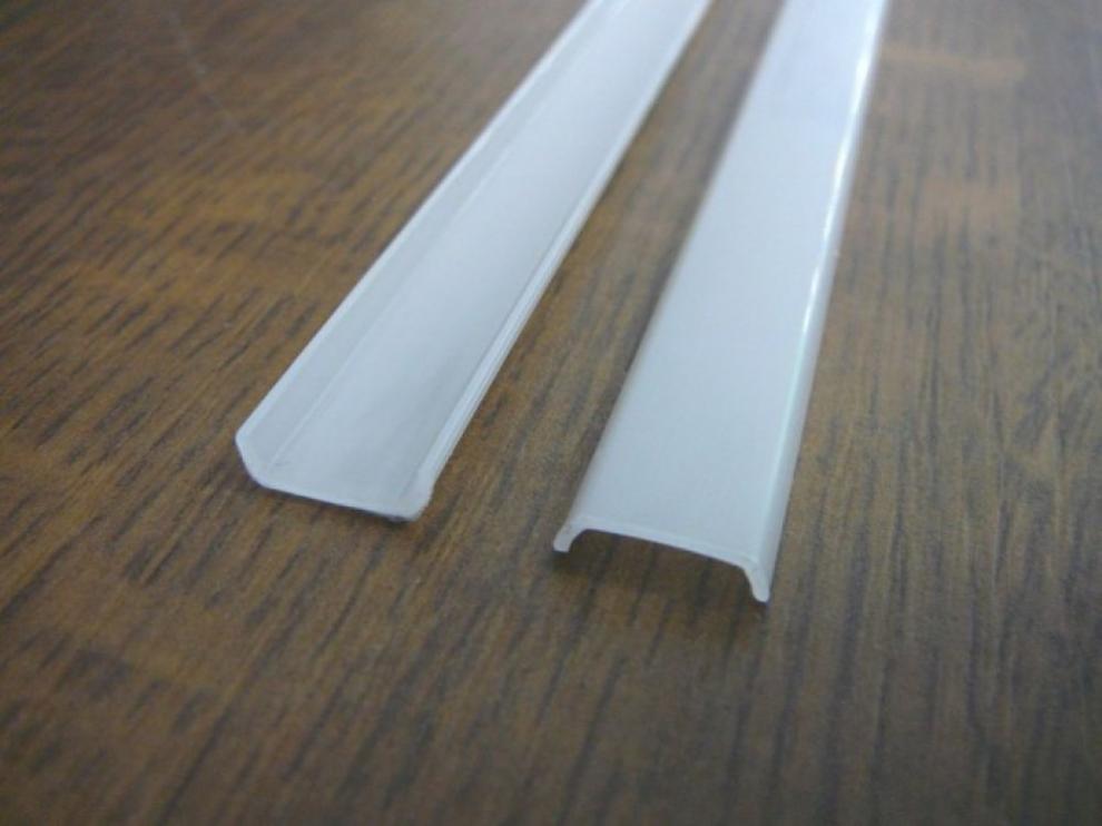 Krycí lišta nasunovací, pro PN16, mléčná